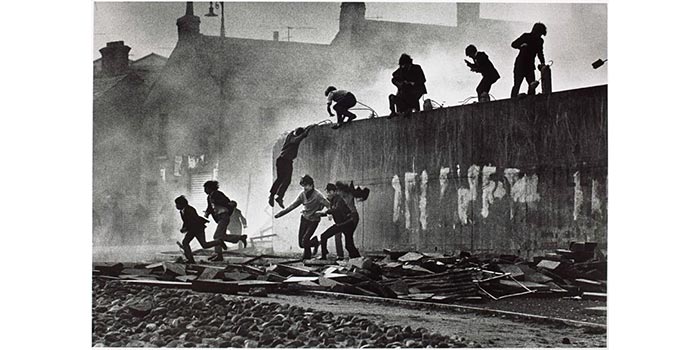 don-mccullin-catholic-youth-escaping-a-cs-gas-assault-p